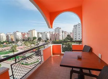 Beetle Hotel Antália
